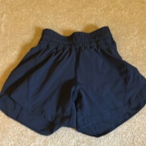 Lululemon navy shorts, Track that mid-rise lined short
